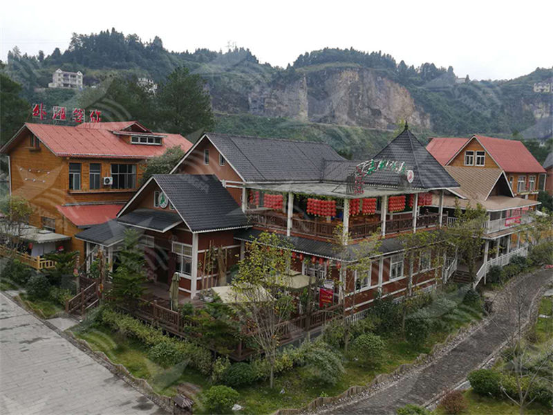 选择开封合成树脂瓦，为南方屋顶雨季防水护航